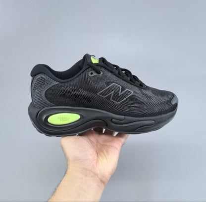 AC Runner Black