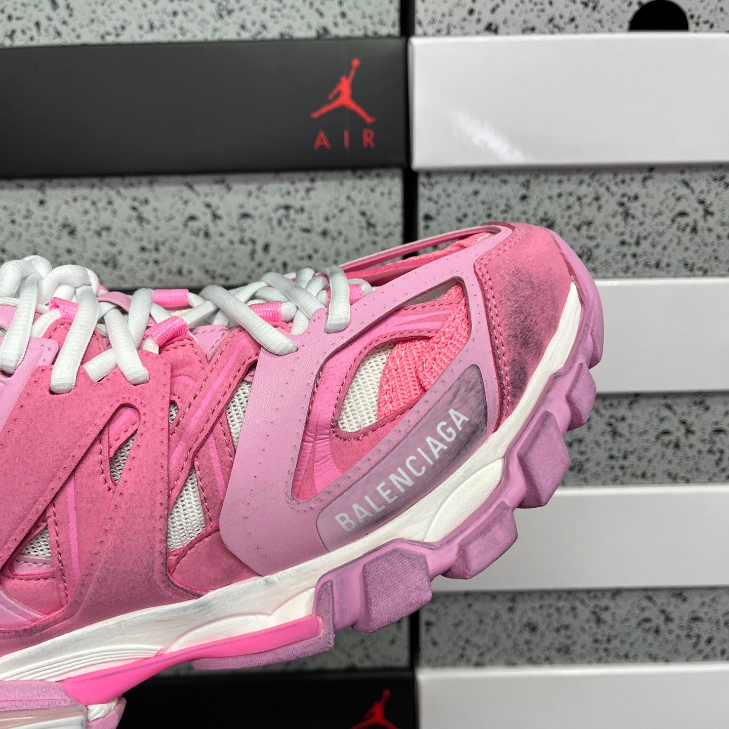 BLG Track Mesh Suede Pink