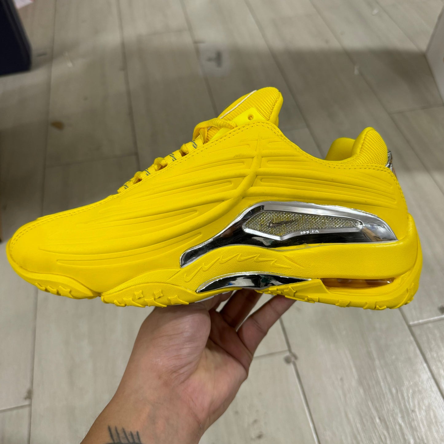 Nocta Hot Step 2 Yellow
