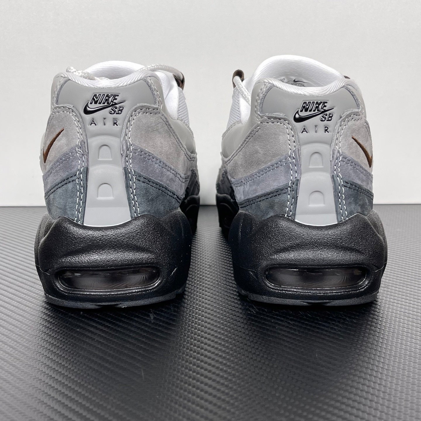 95 Brown Grey