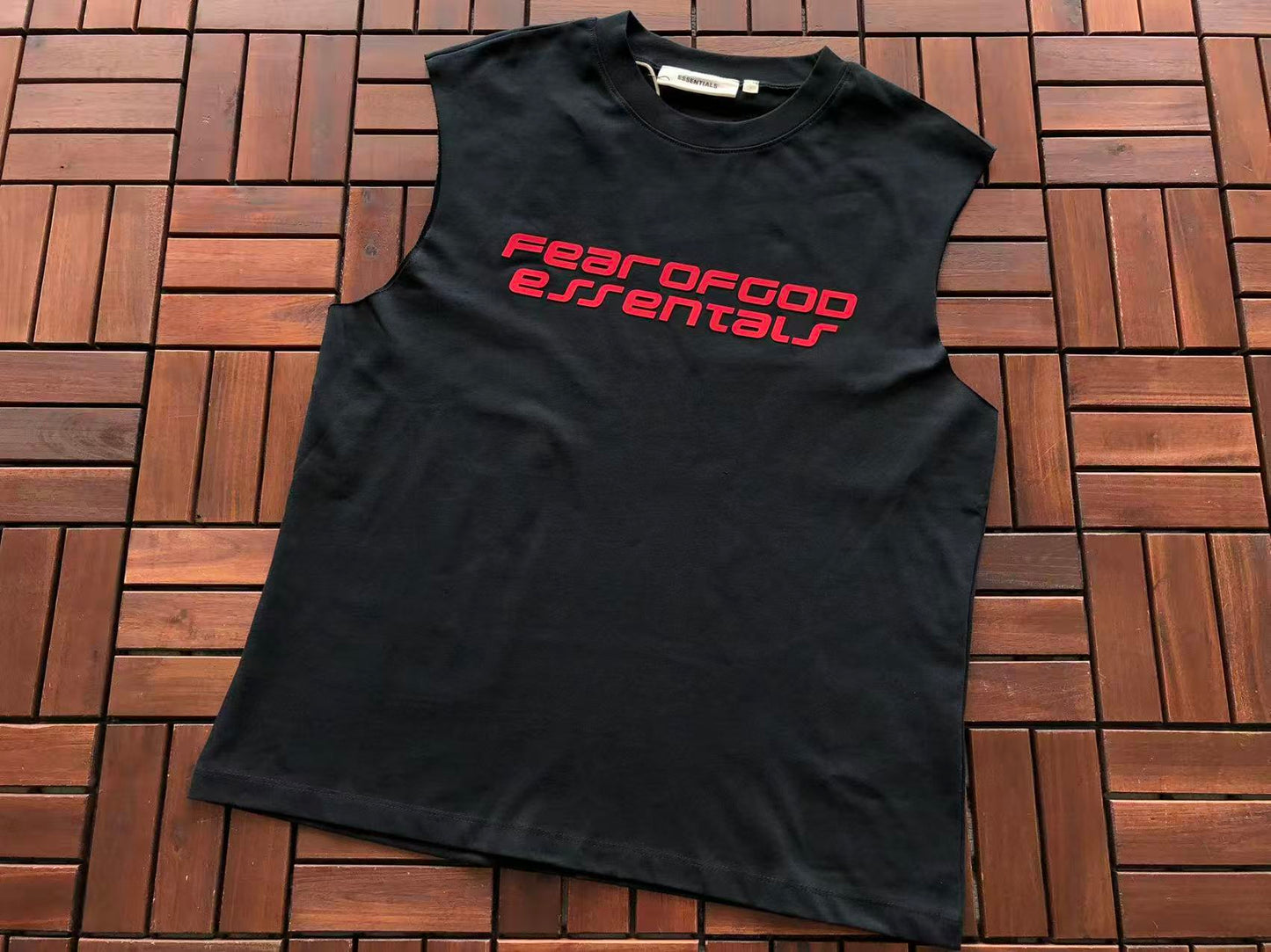 T-Shirts sem Mangas ESSENT