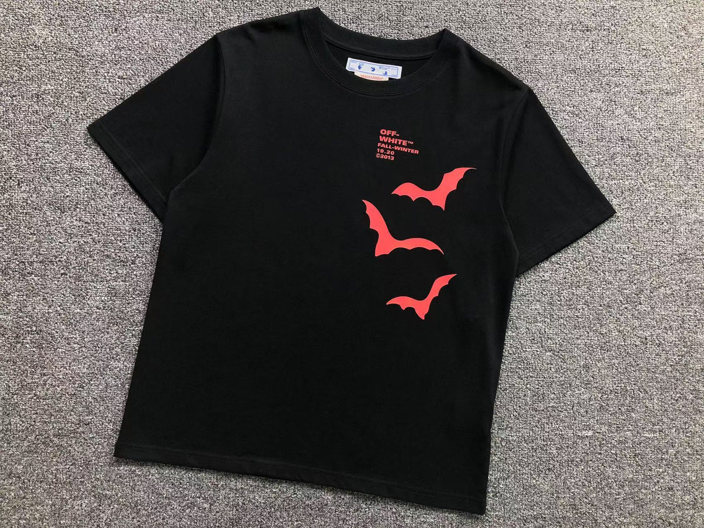 T-shirt Off