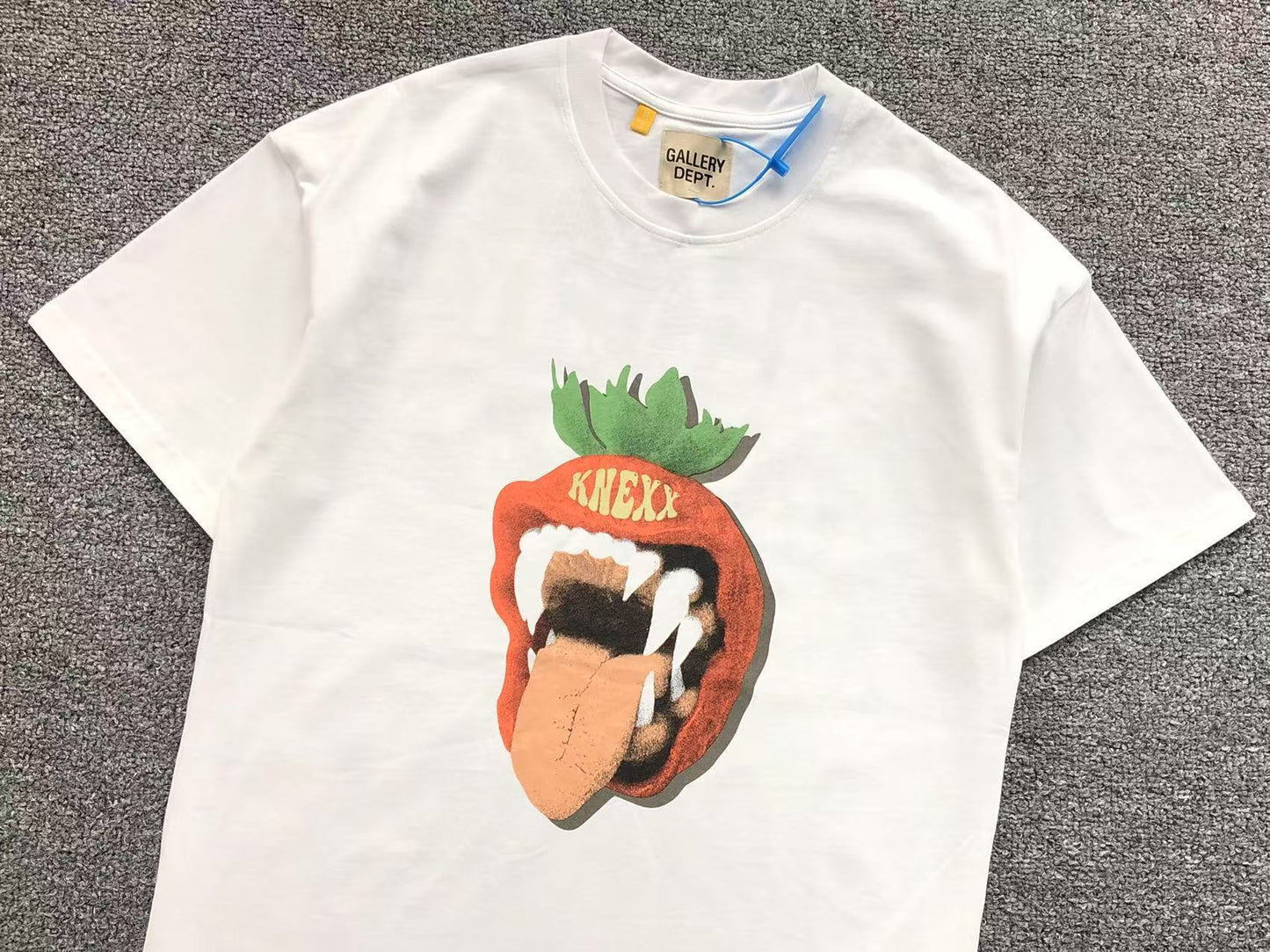 T-shirt GALLERY DEPT