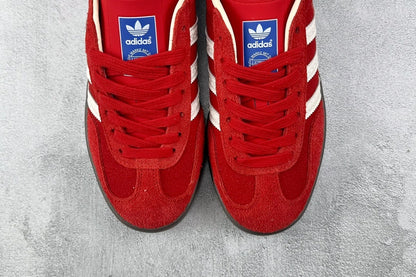 Samba Red White