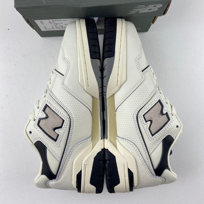 550 Vintage White and Grey