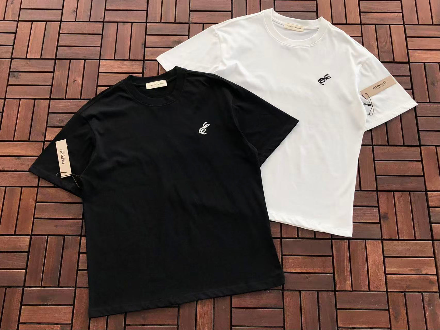 T-Shirts ESSENT