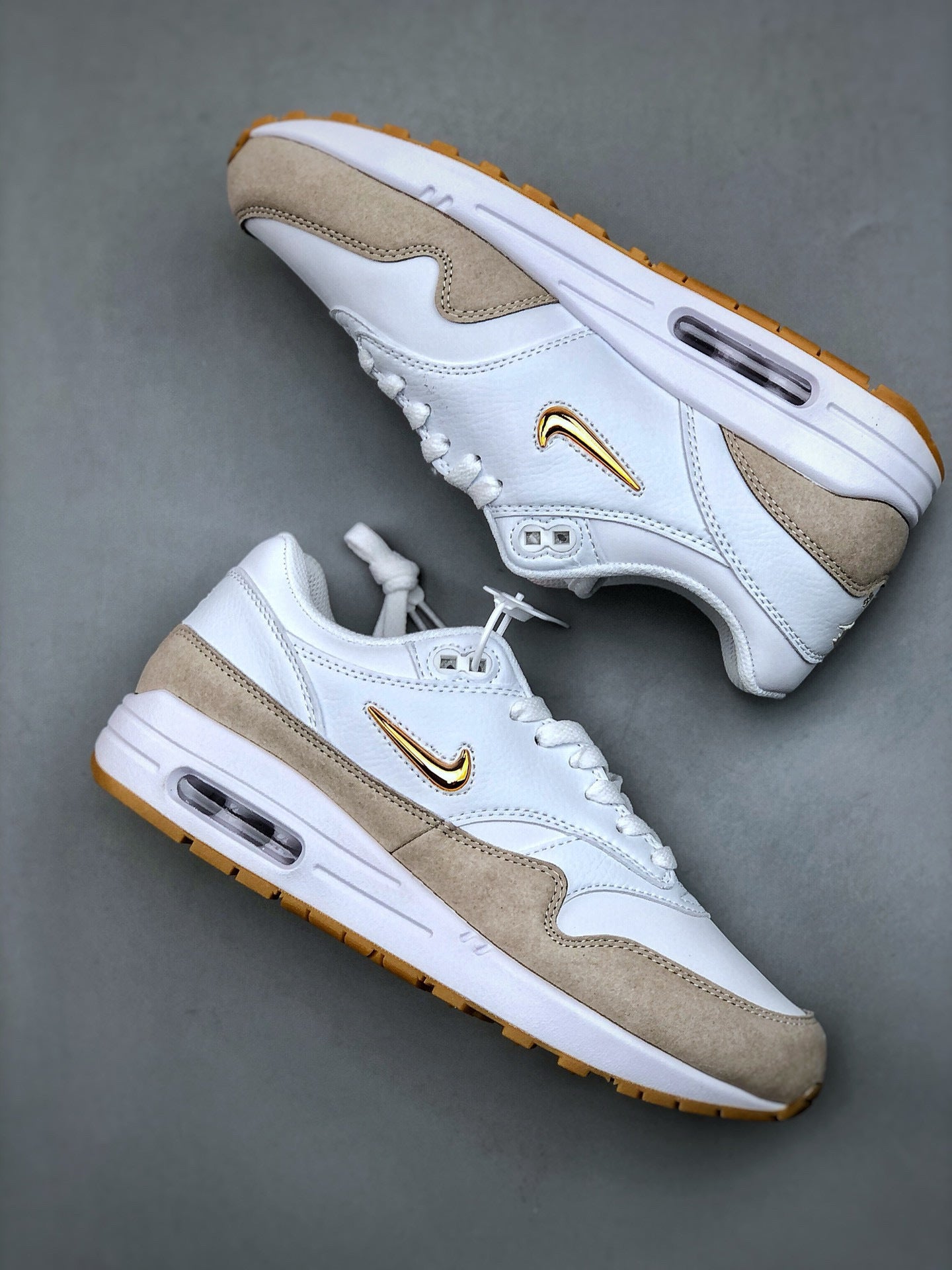 Air Max 1 Jewel White Gum