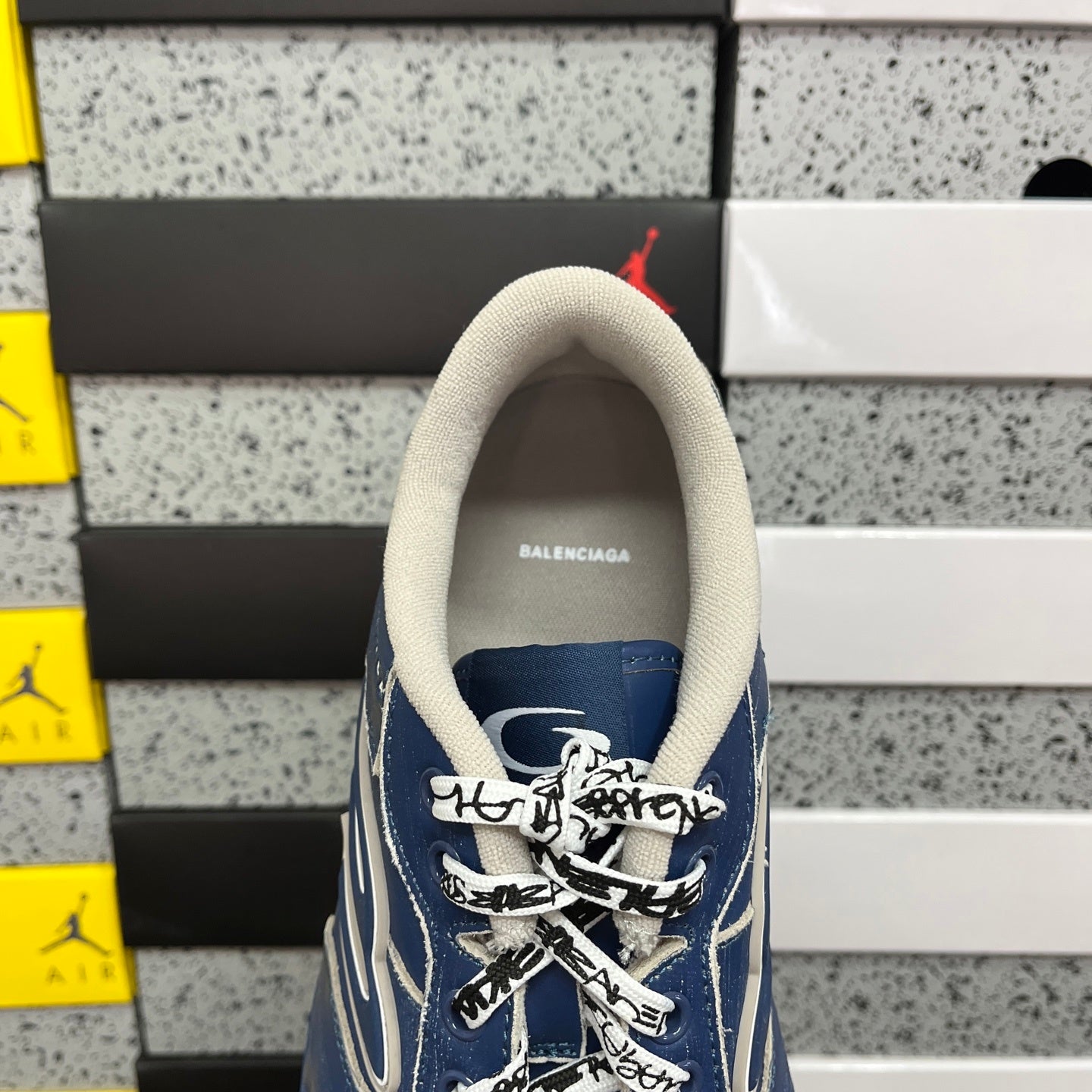 BLG Hamptons Blue