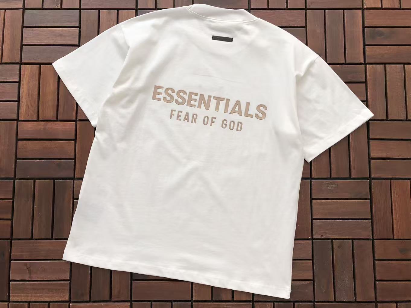 Conjuntos Essentials