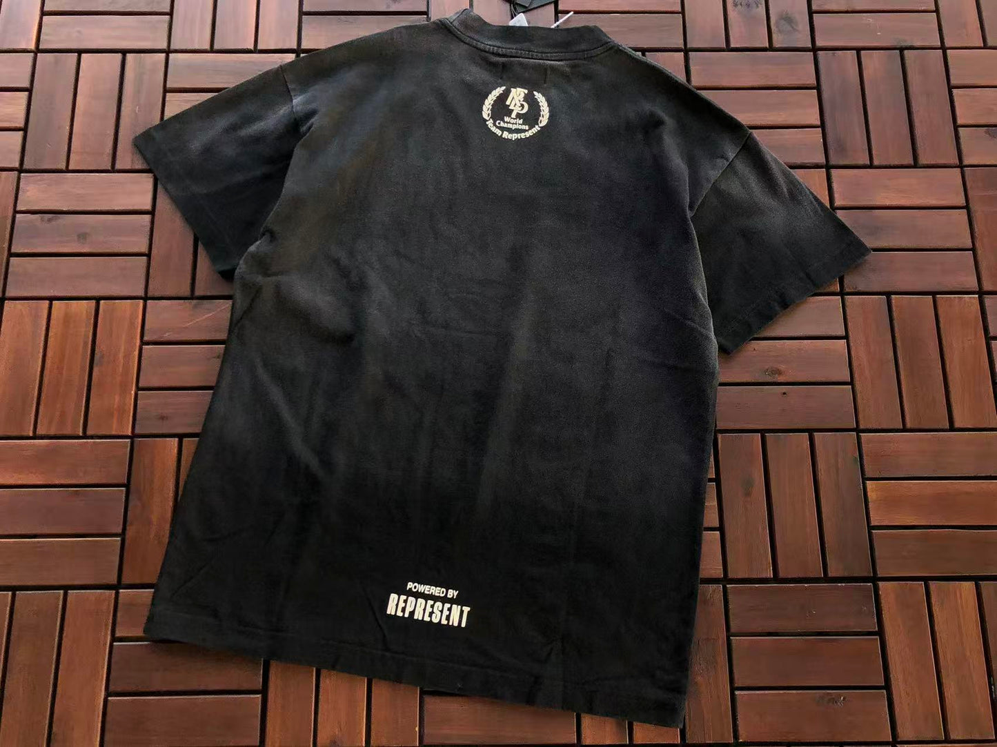 T-Shirt Repr Signature