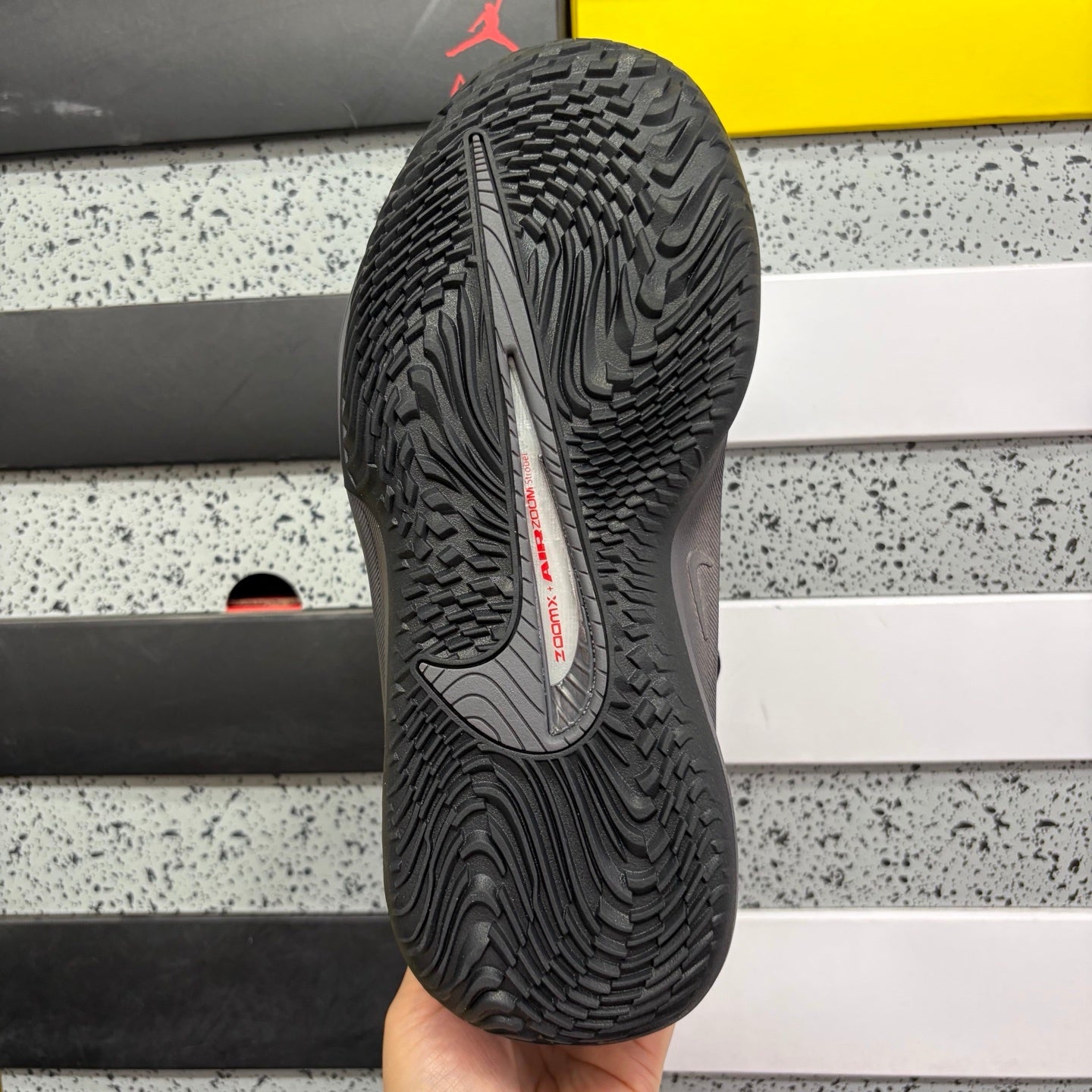 Basquetebol NK G.T Cut 4 Grey