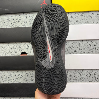 Basquetebol NK G.T Cut 4 Grey