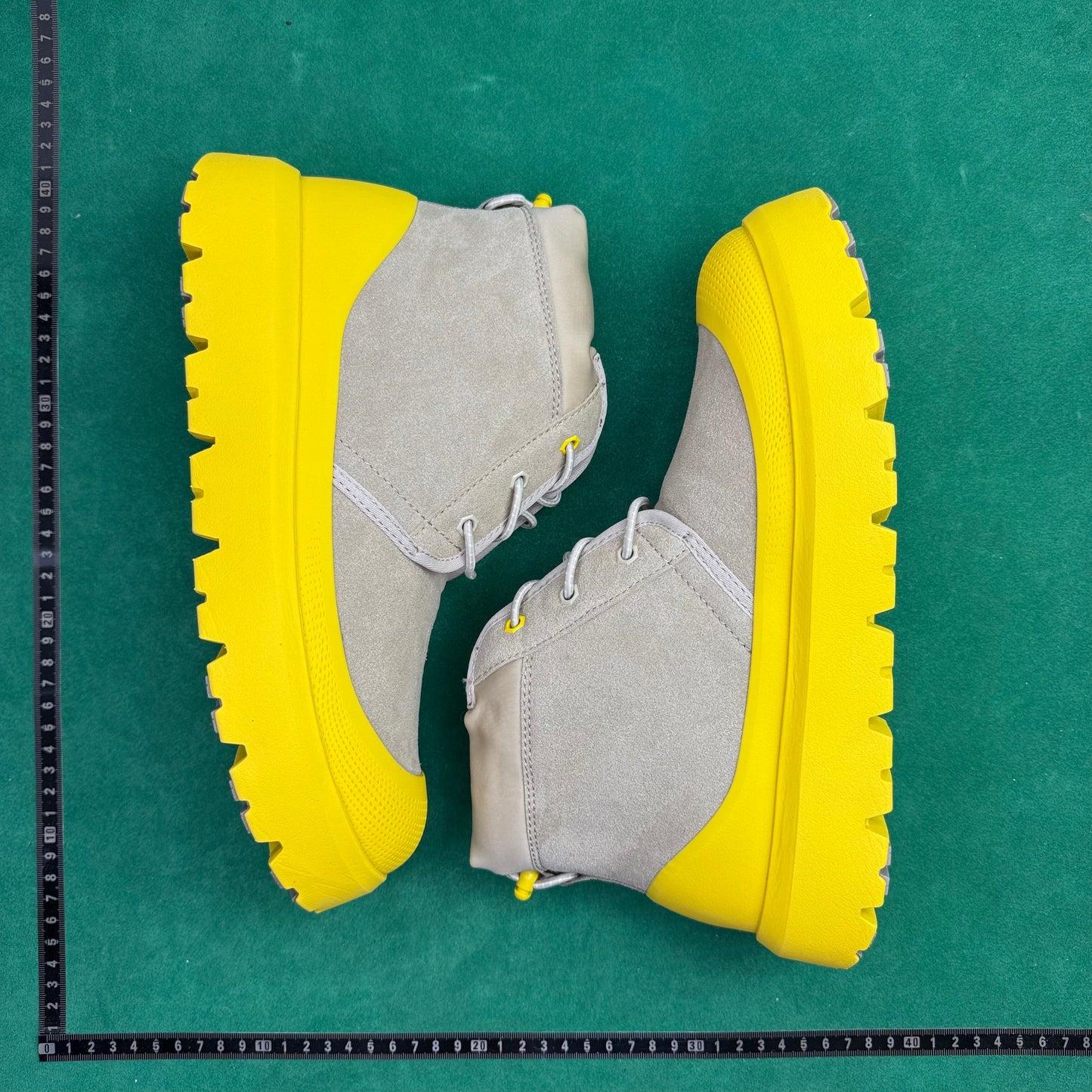 TT UGG WEATHER HYBRID