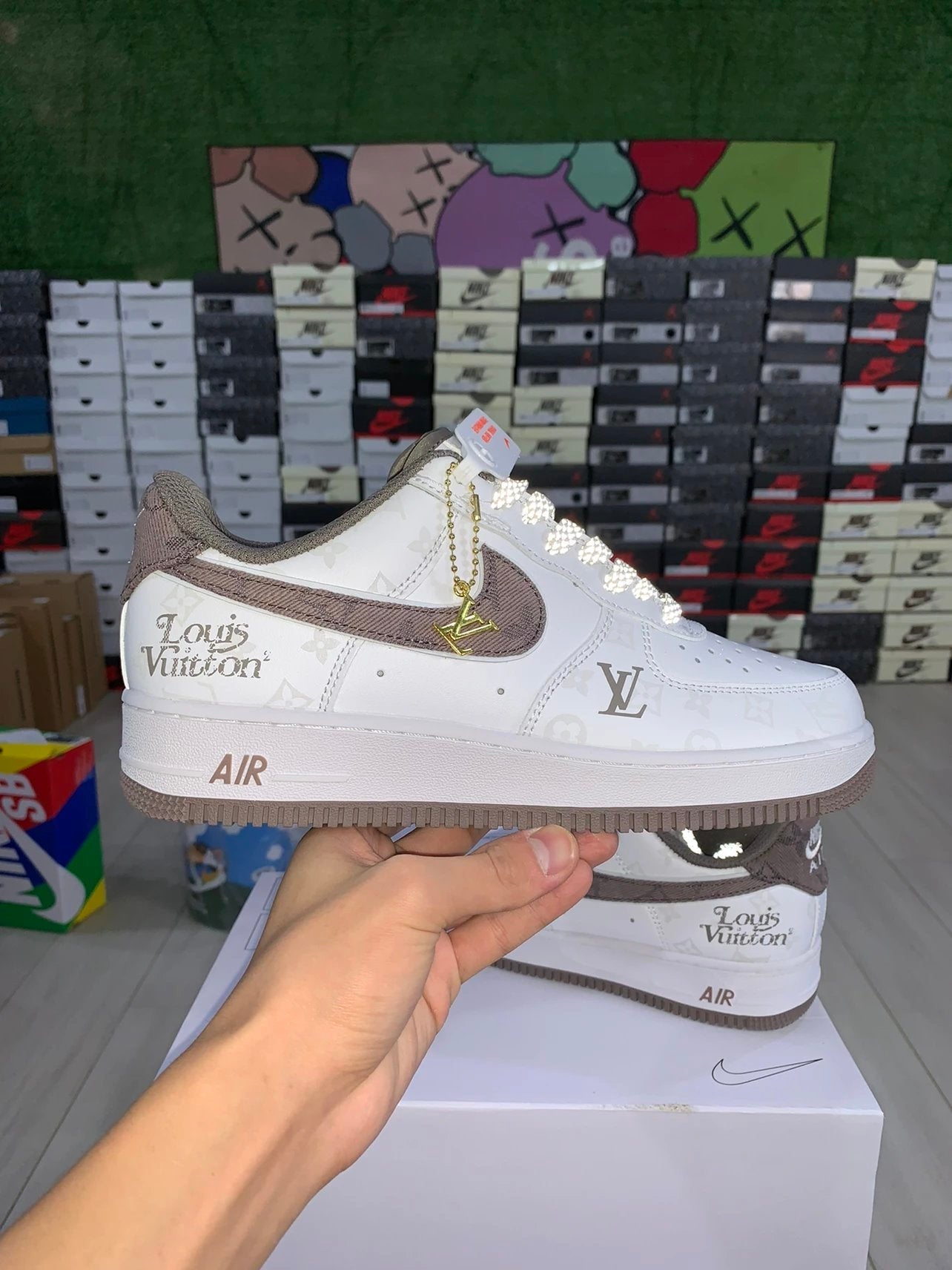 AF1 x LV White and Brown