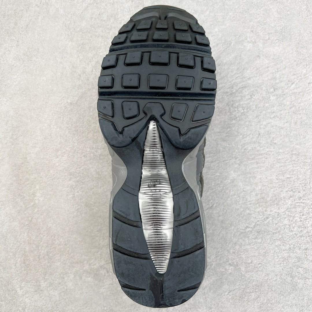 95 Black Metallic Silver