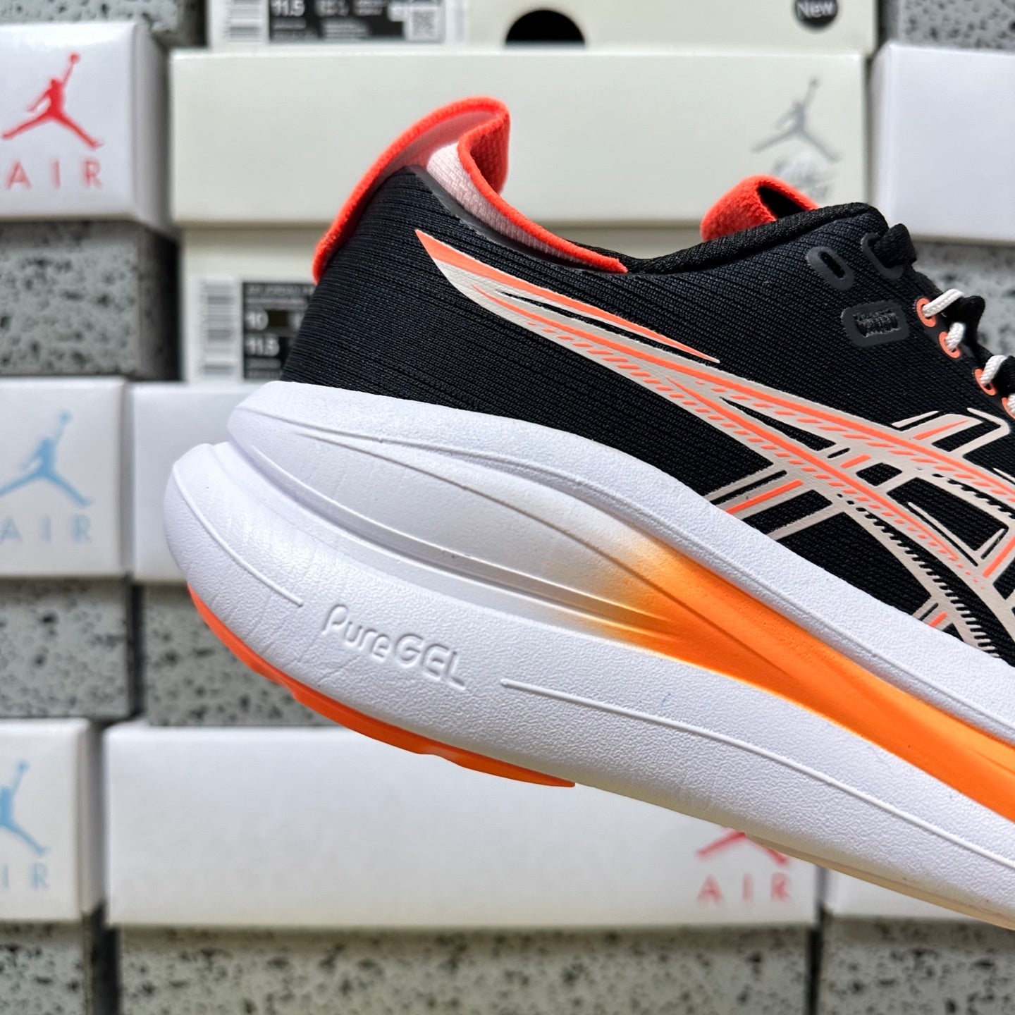 GEL-NIMBUS 28 Black/PimK