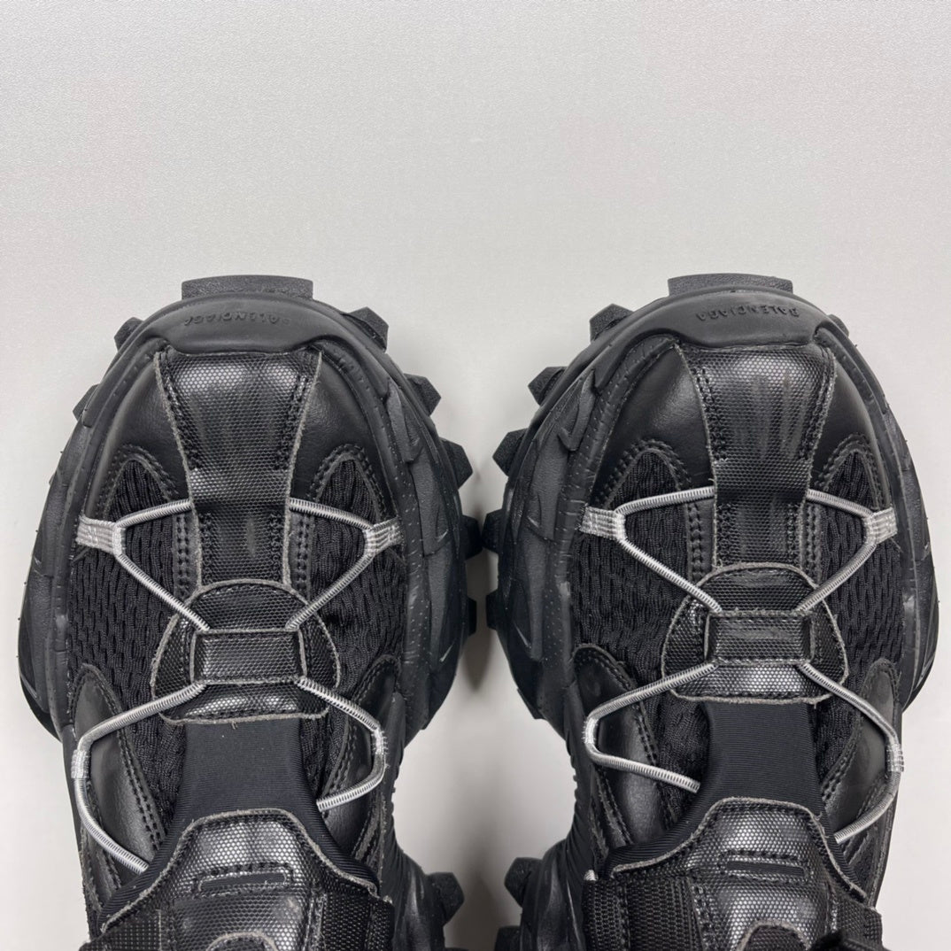 BLG Hike Black