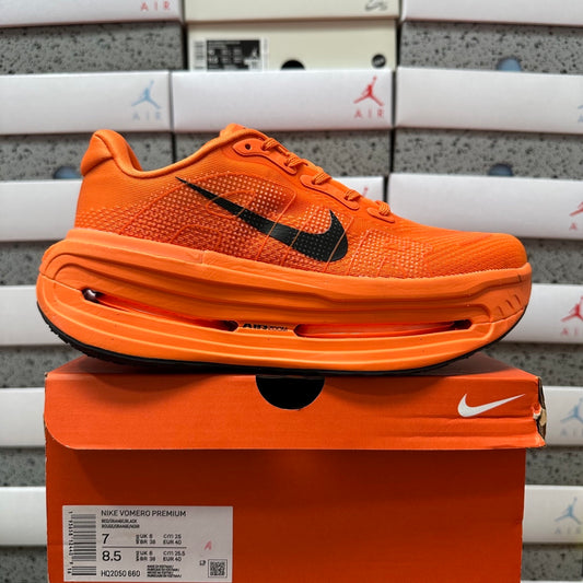 Vomero Premium Orange