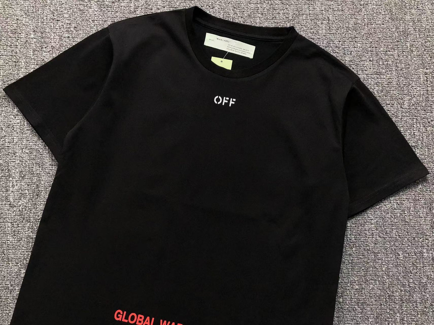 T-shirt Off