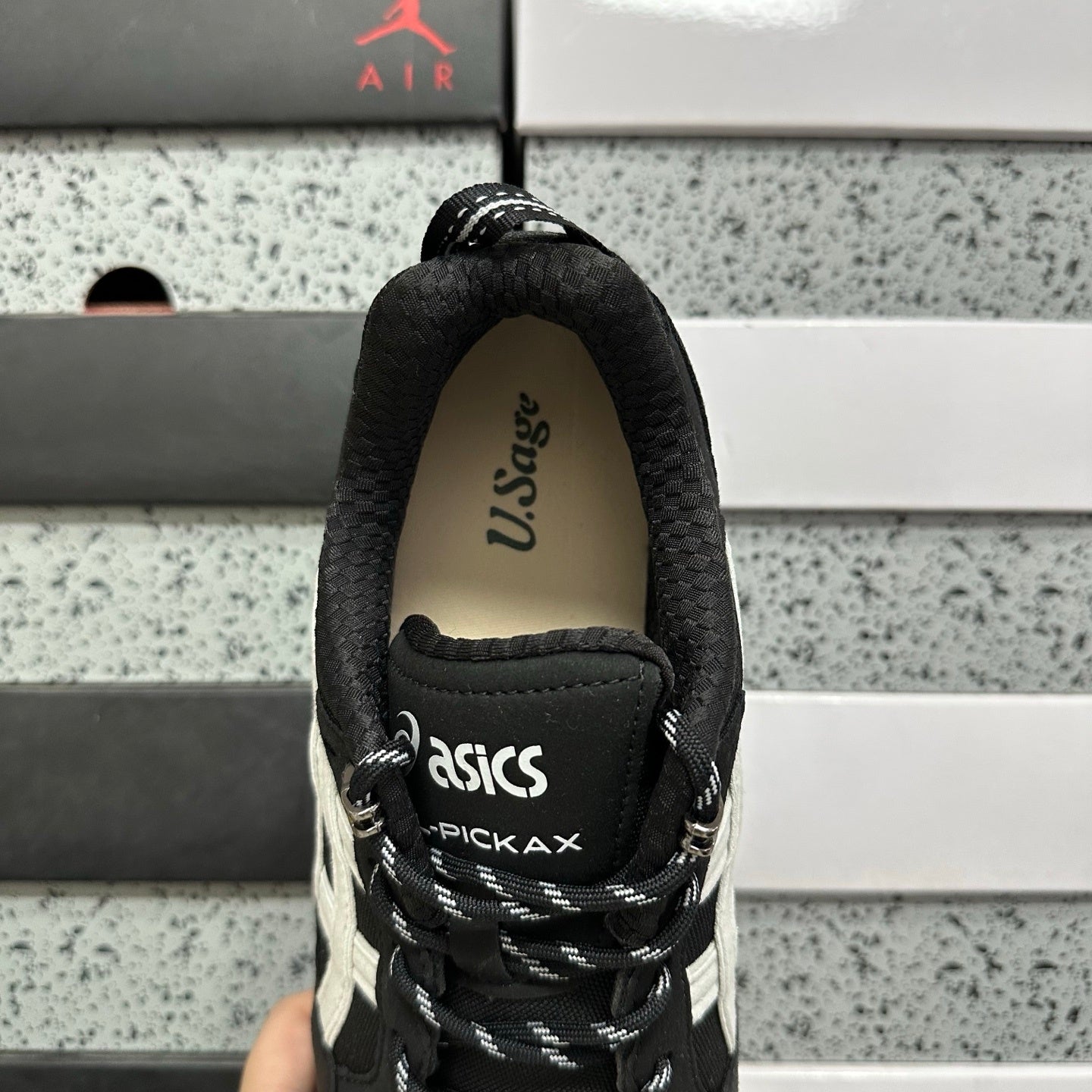 GEL-PICKAX White/Black