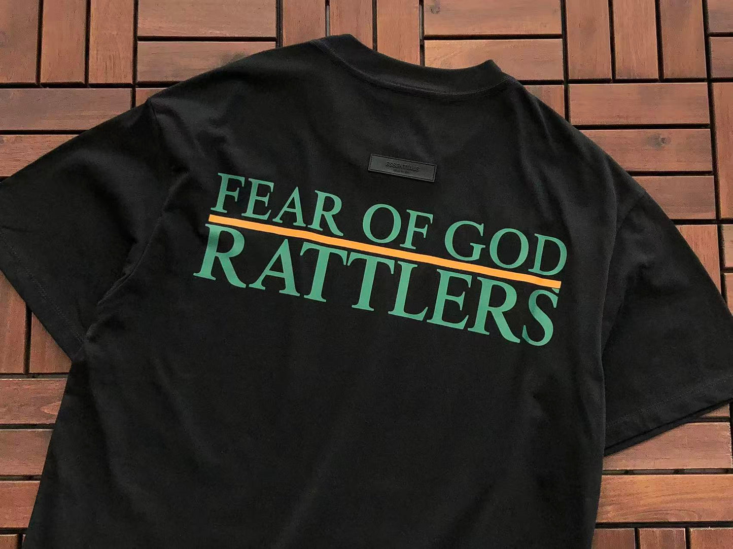 T-Shirts ESSENT