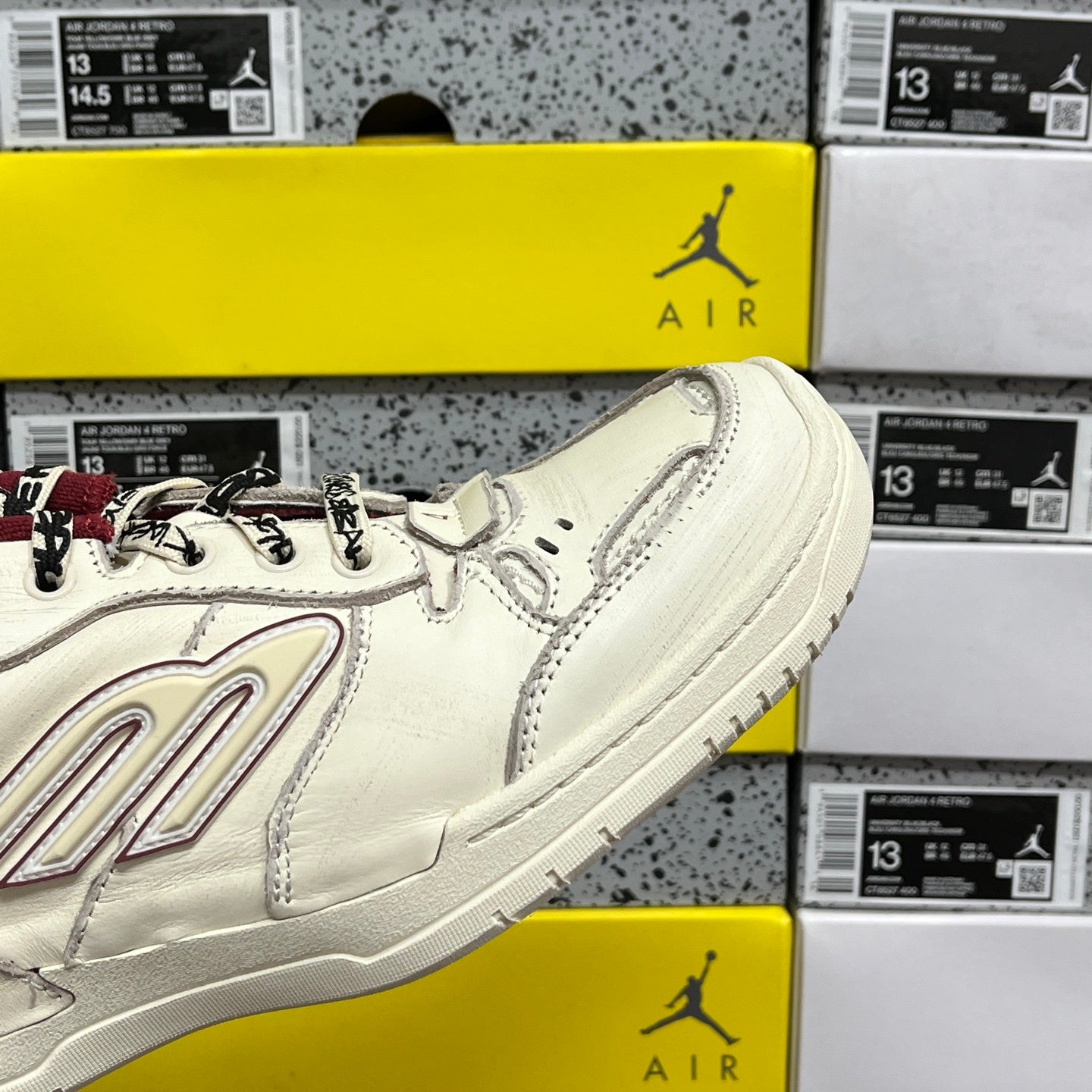 BLG Hamptons White/Red