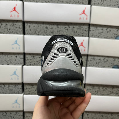 GEL-NIMBUS 10.1 Black/Grey
