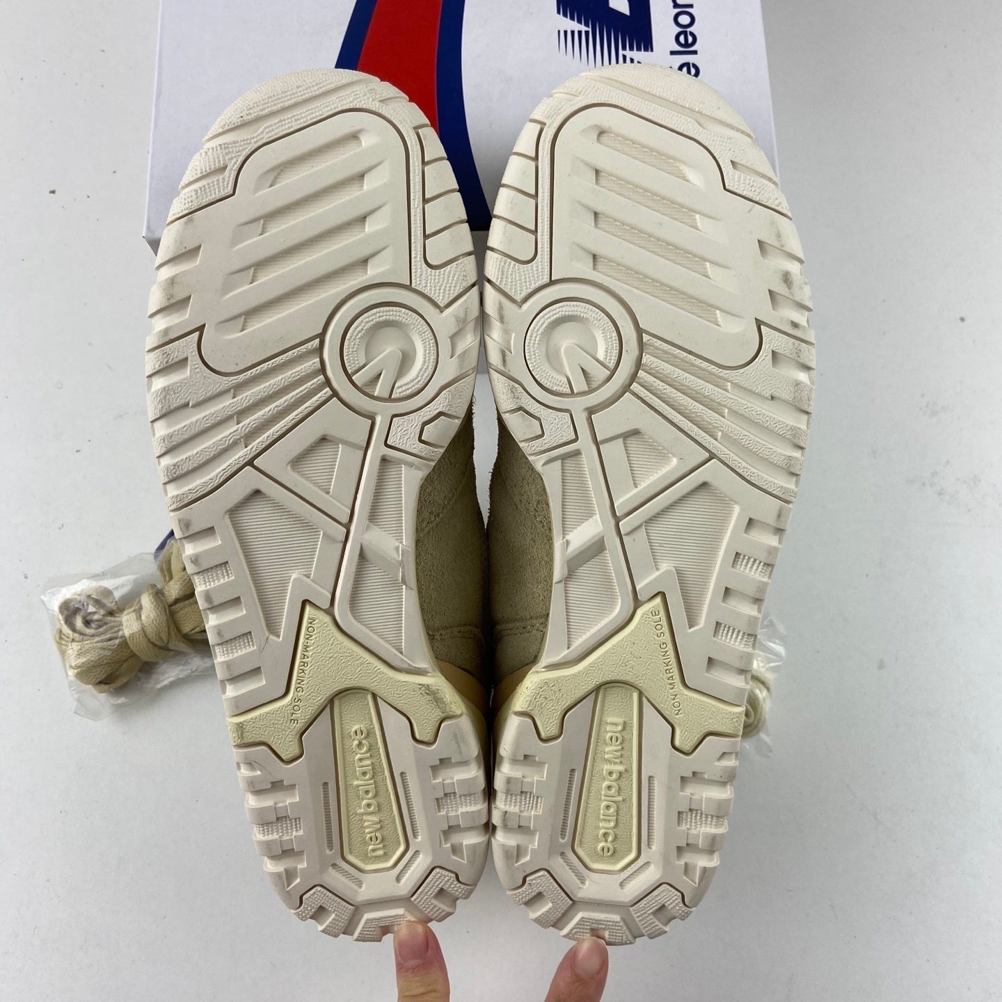 550 Aimé Leon Dore Taupe Suede