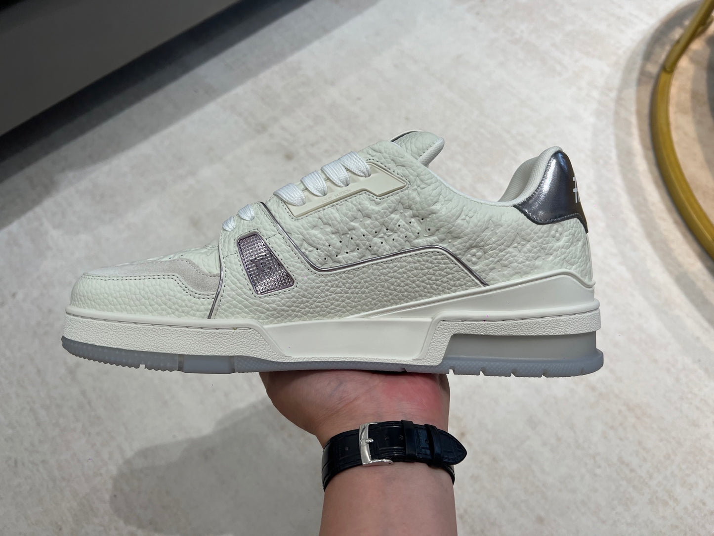 Trainer White and Gray