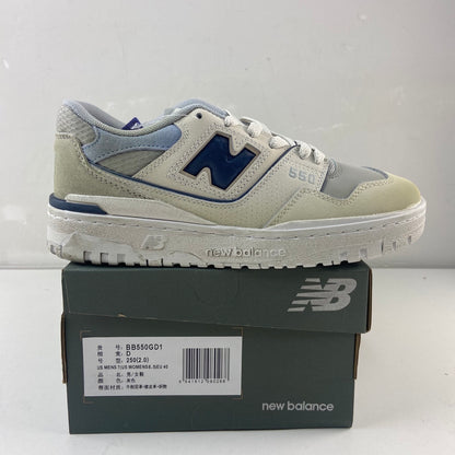 550 Old Blue and White