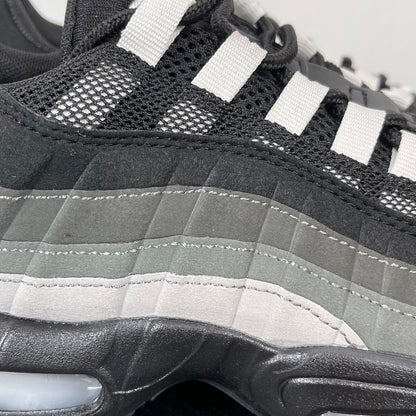 95 Grey Gradient