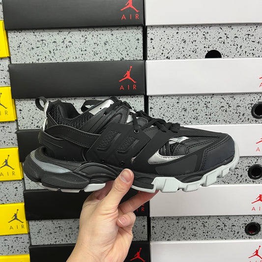 BLG Track Black Silver