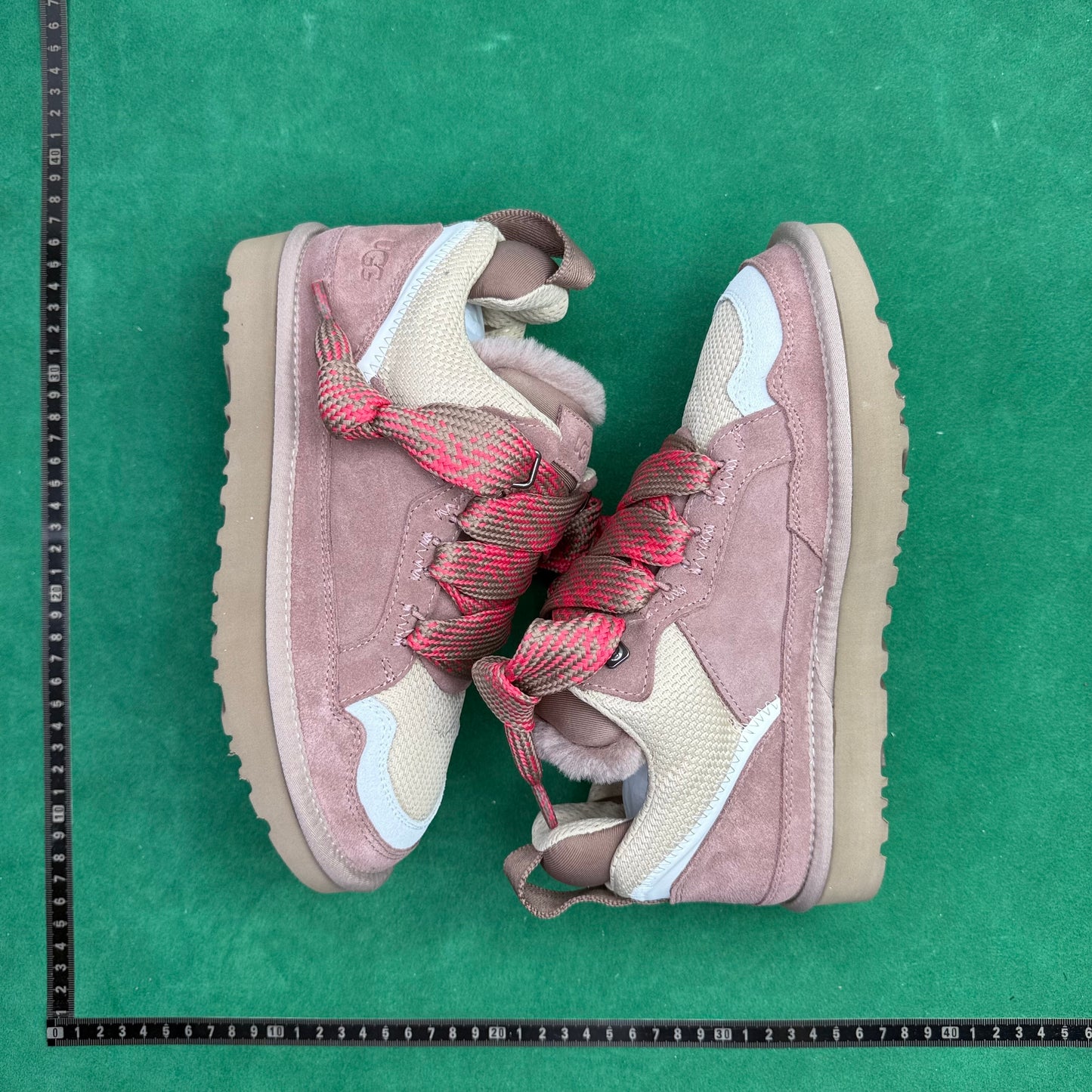 TT UGG