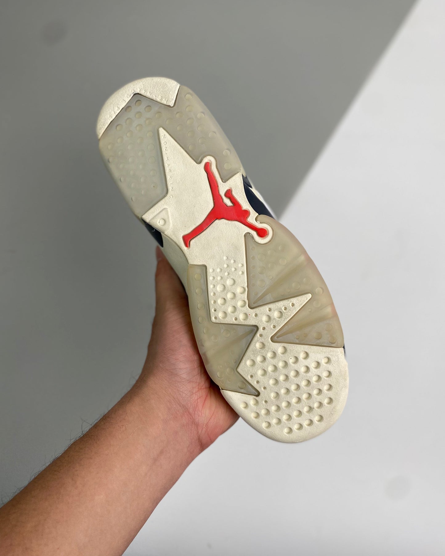 AJ6 Retro Tinker