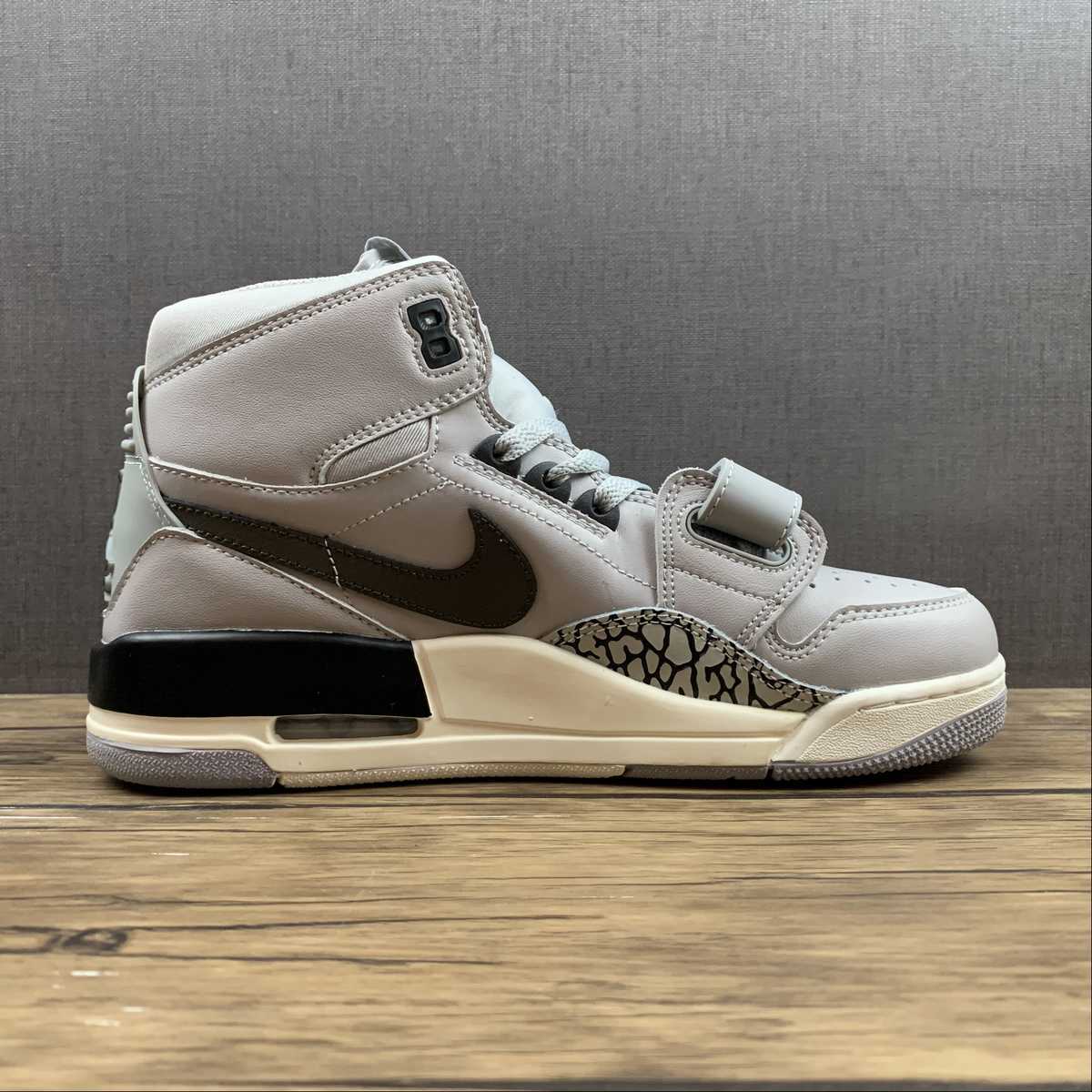 Legacy 312 Wolf Grey