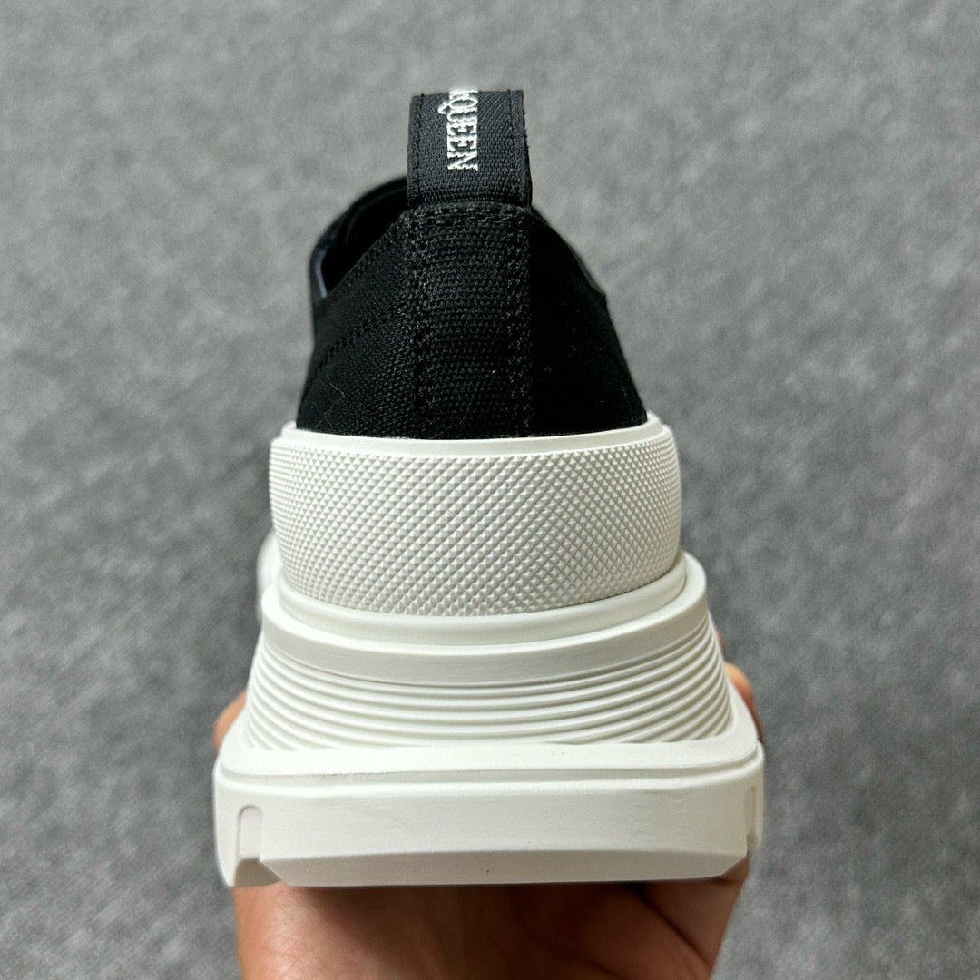Alexander McQueen Black and White