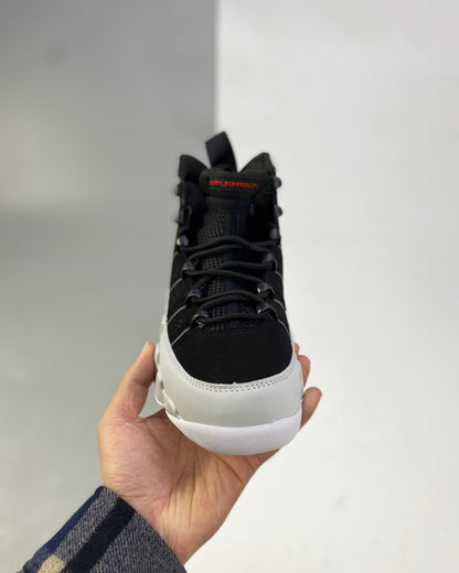 AJ9 Black and White