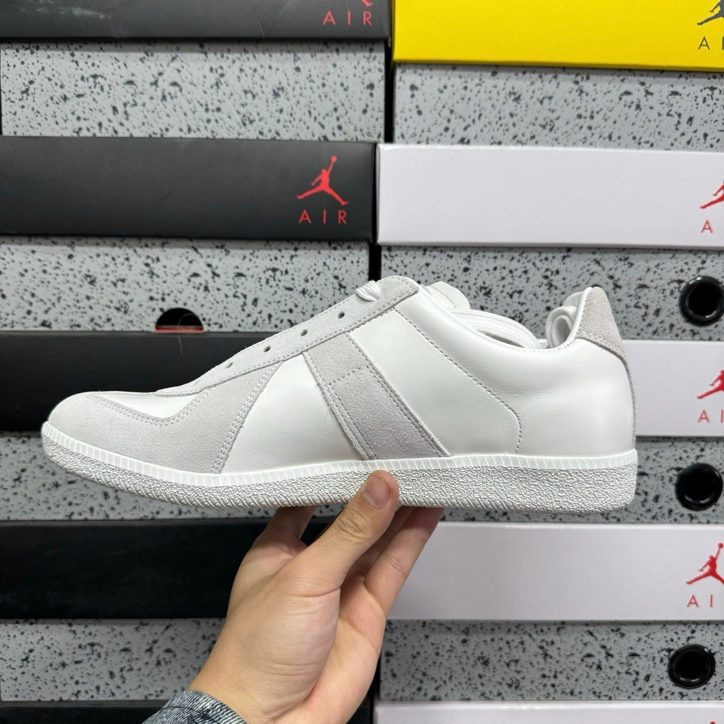 Maison  Pure White