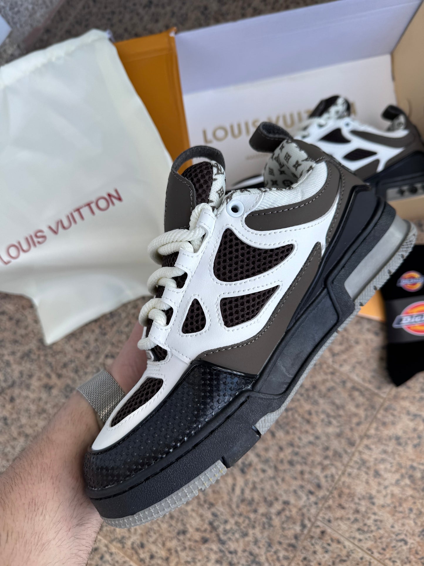Skate Black/Brown/White