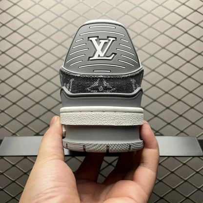 Aware Trainer Grey