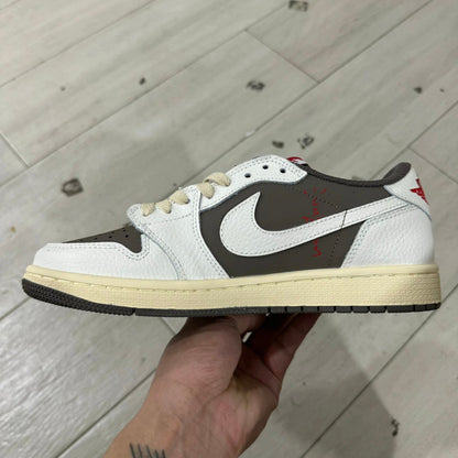 AJ1 Travis Reverse Mocha