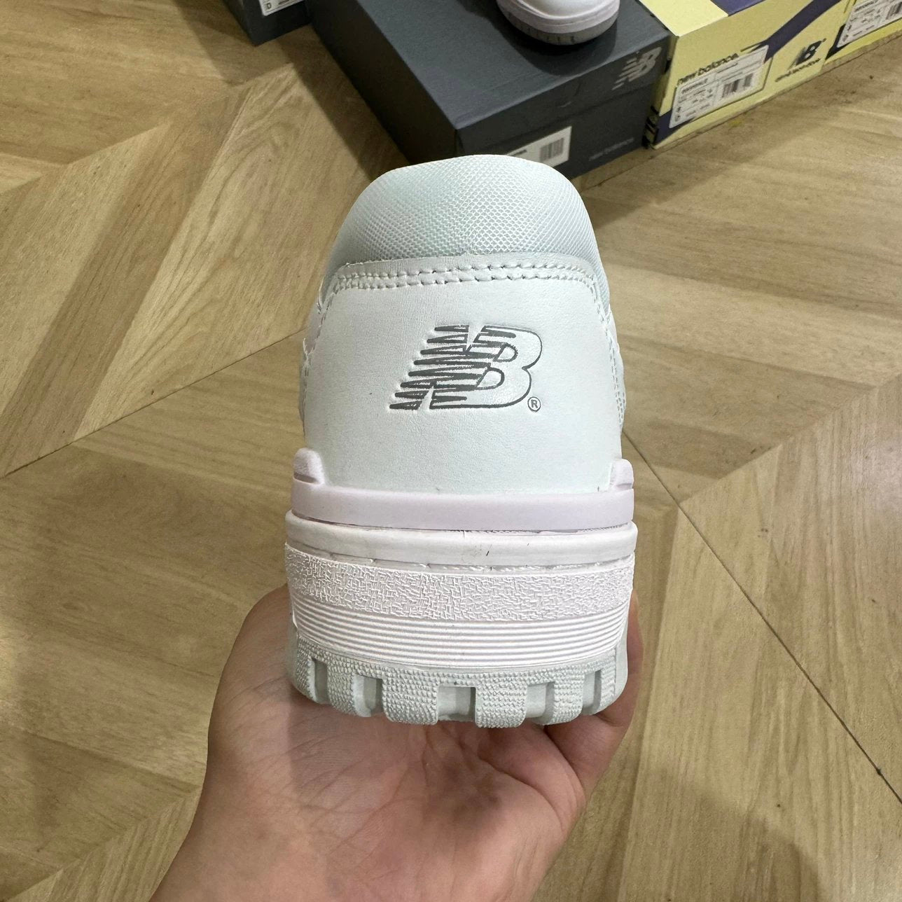 550 All White