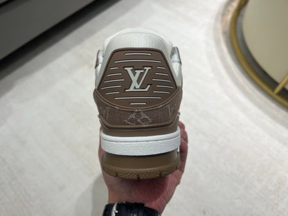 Trainer White and Brown