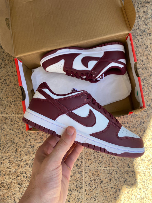 Dunk SB Low Red Whine