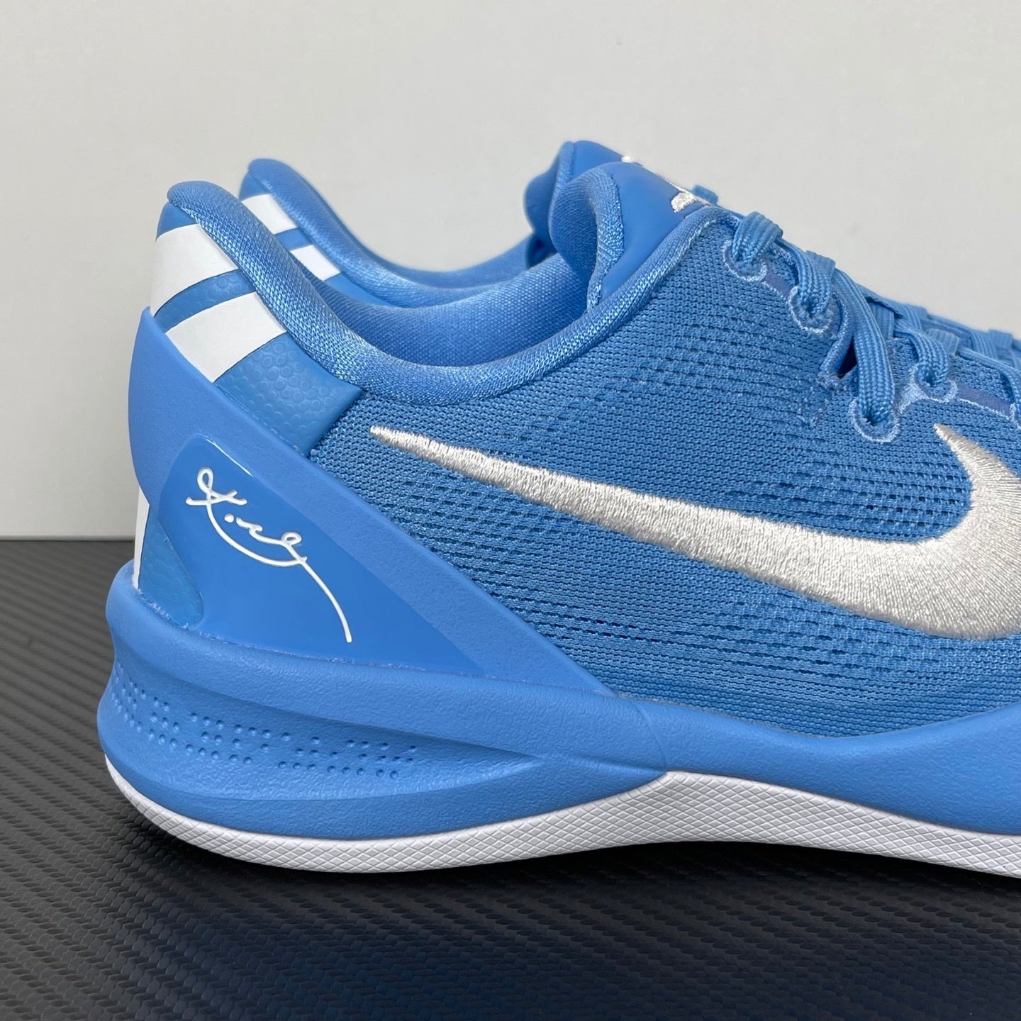 KB8 University Blue