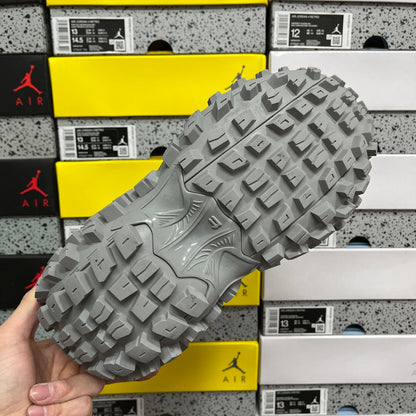 Defender Rubber Grey