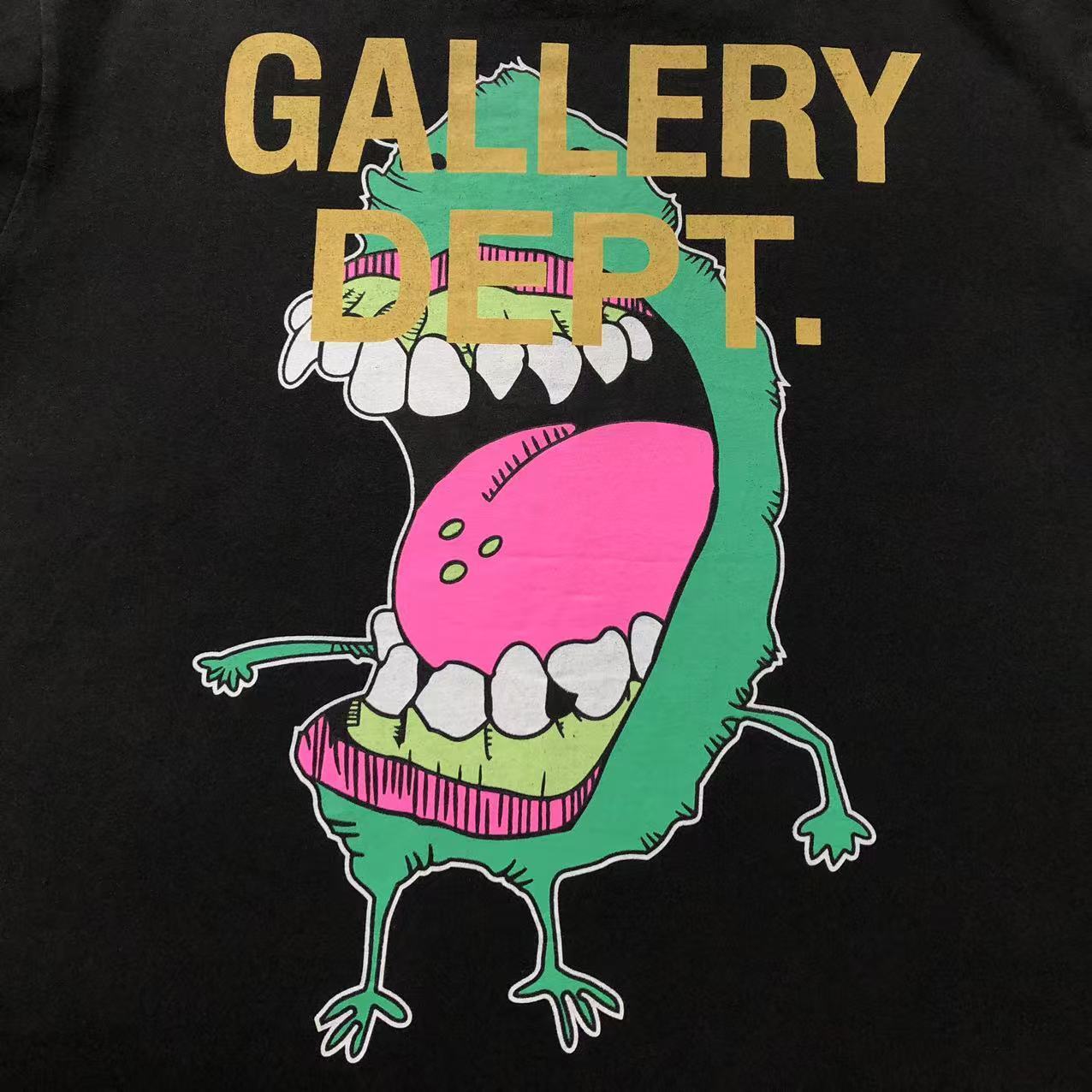 T-shirt GALLERY DEPT