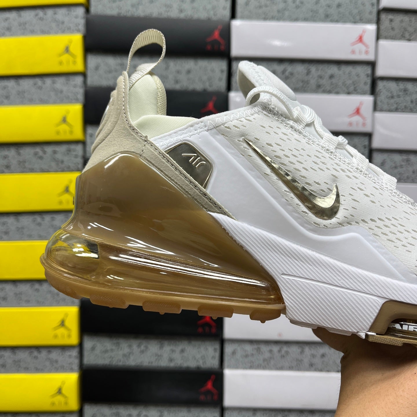 Air Max 270 Premium Sail/Metallic Gold