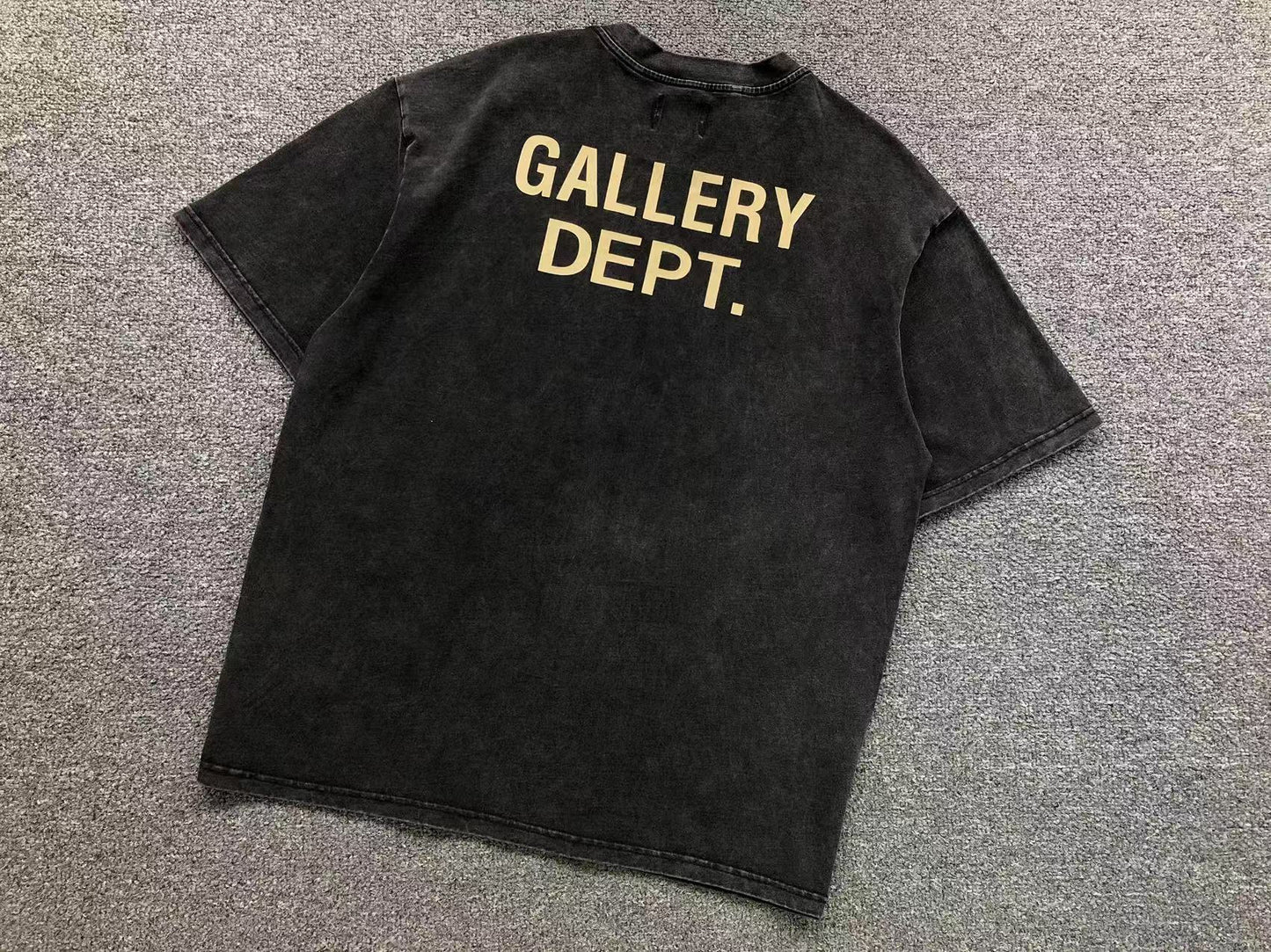 T-shirt GALLERY DEPT