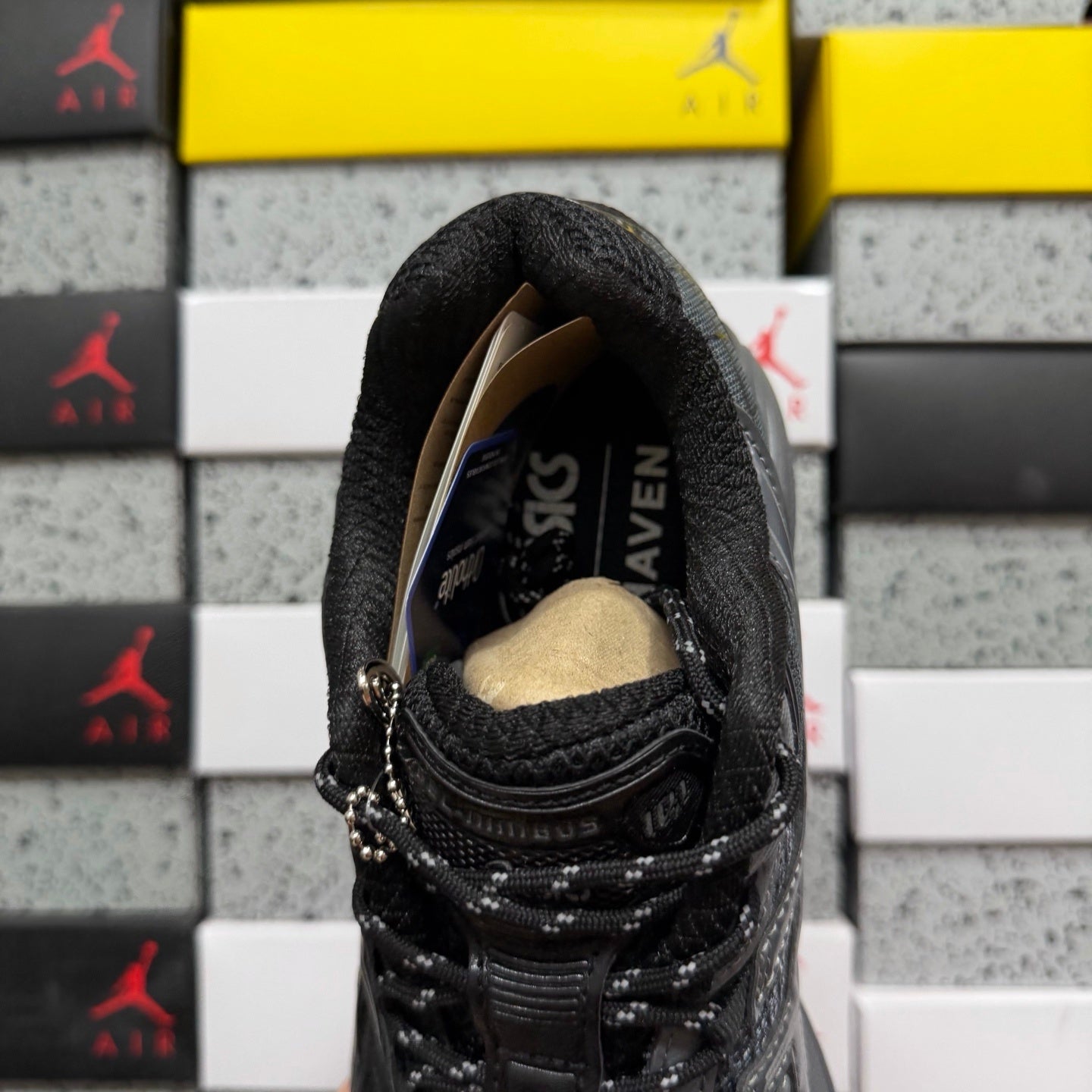 GEL-NIMBUS 10.1 Pure Black